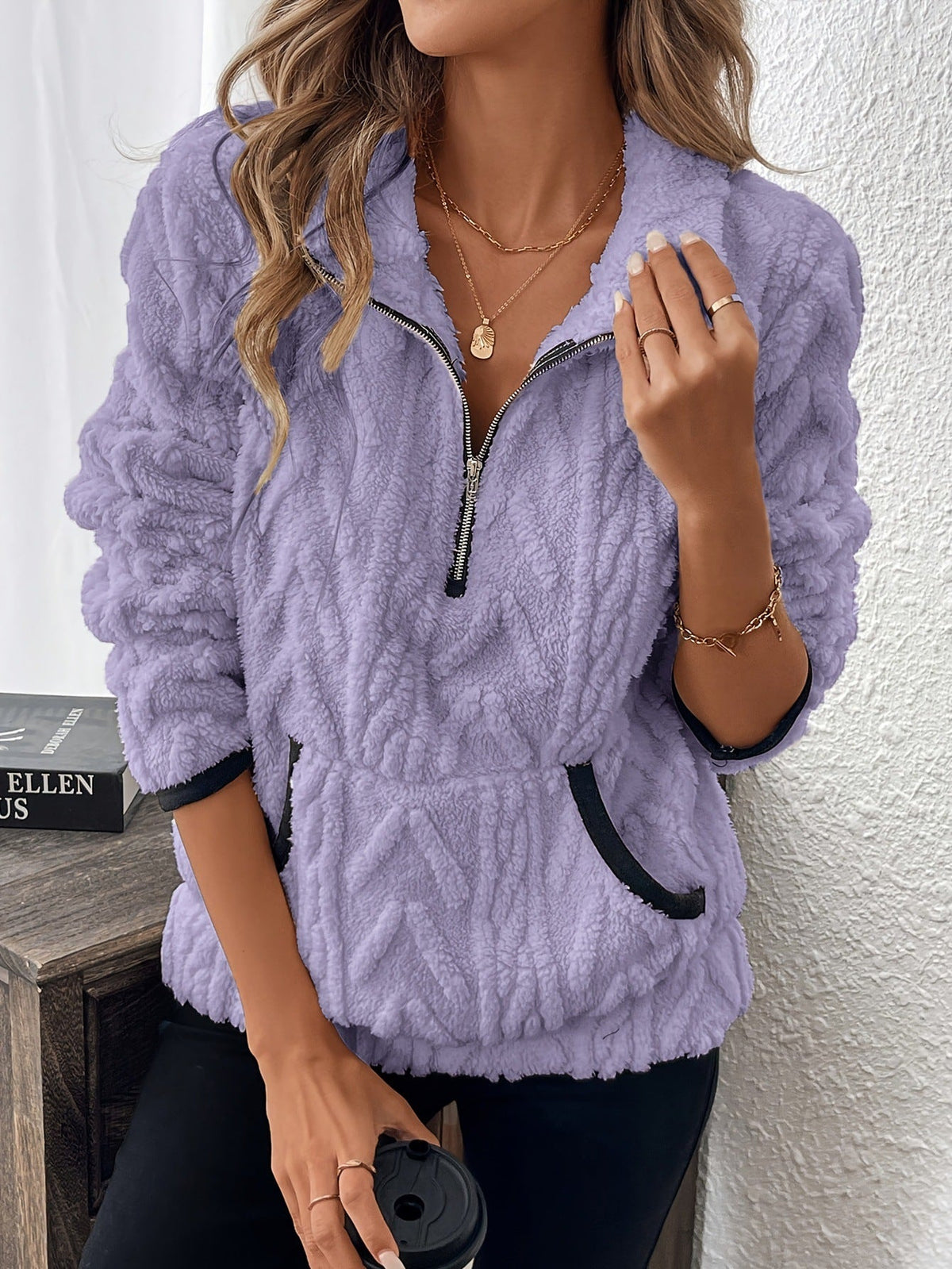🔥 Sweatshirt mit flauschiger Tasche und halbem Reißverschluss
