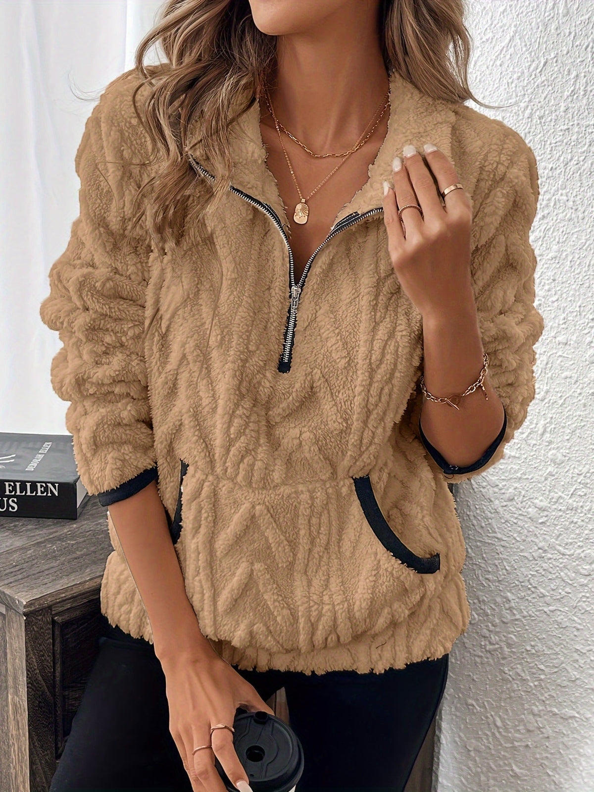 🔥 Sweatshirt mit flauschiger Tasche und halbem Reißverschluss