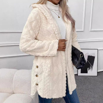 💎❄️ Neu im Trend: Damen-Jacke mit Rautenstruktur und Kapuze – Flauschige Wärme, lässige Passform & stilvolle Winter-Optik 🧥