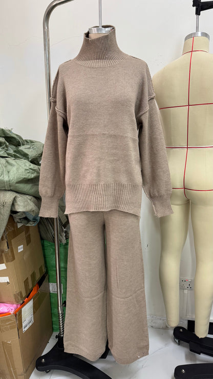 🔥Heiß begehrt: 50% Rabatt + Gratis Versand!🔥 Zweiteiliges Damen-Set aus lockerer Rollkragenpullover und Strickhose - Locker, dick, warm für Herbst und Winter