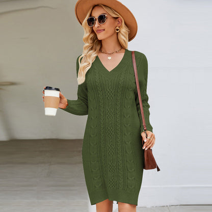 Freizeitkleid für Damen mit V-Ausschnitt und Zopfstrick