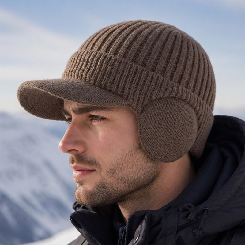 Herren-Wintermütze aus Strick mit Schirm und Ohrenklappen
